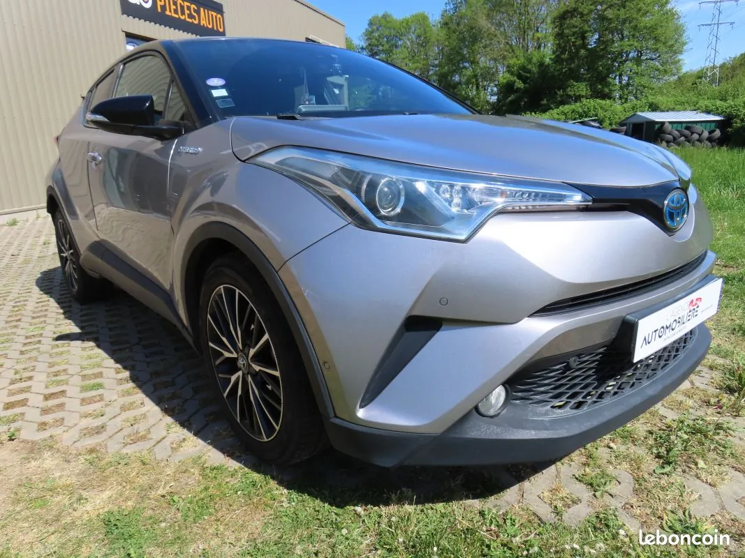 Toyota C-Hr 2016 photo 3