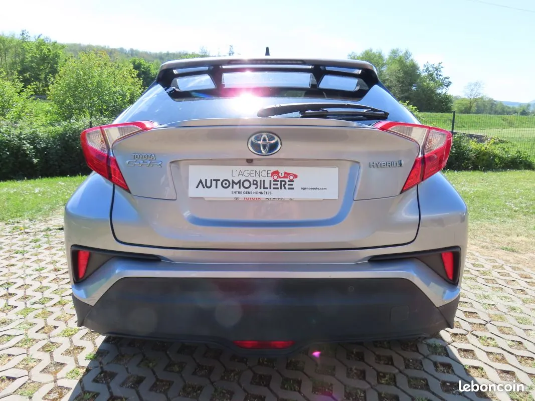 Toyota C-Hr 2016 photo 5