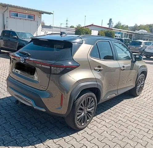 Toyota Yaris Cross 2023 photo 2