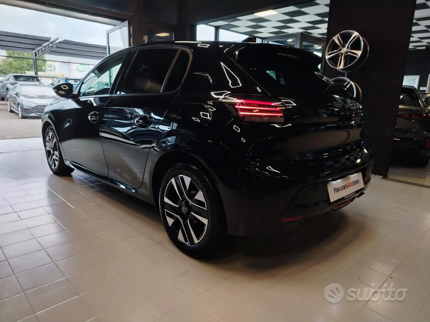Peugeot 208 2025 photo 2