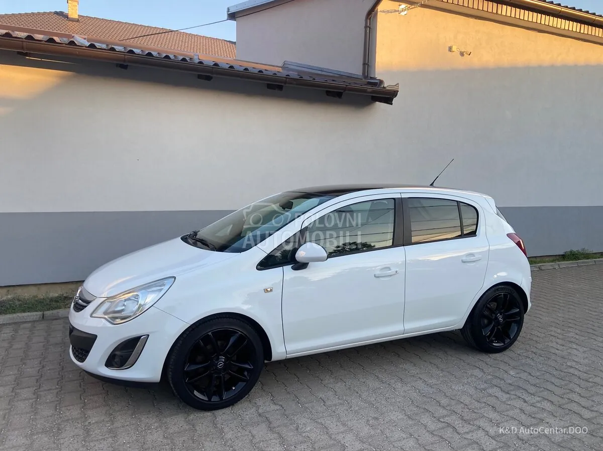 Opel Corsa D 2011 photo 2