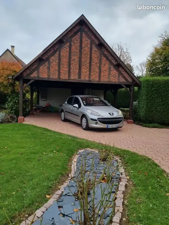 Peugeot 207 2006 photo 2