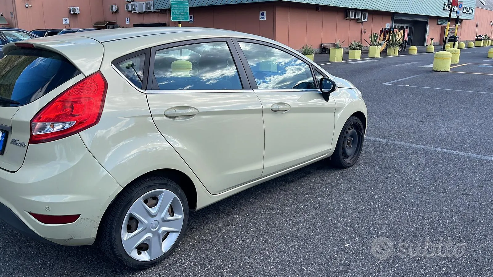 Ford Fiesta 2009 photo 3