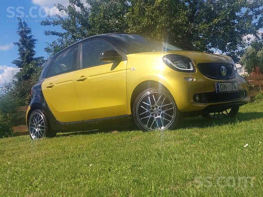 Smart Forfour 2015 photo 2