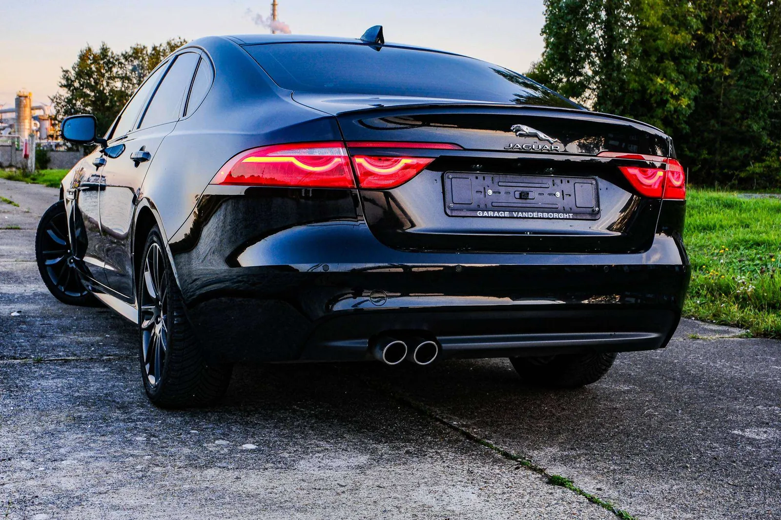 Jaguar Xf 2016 photo 4