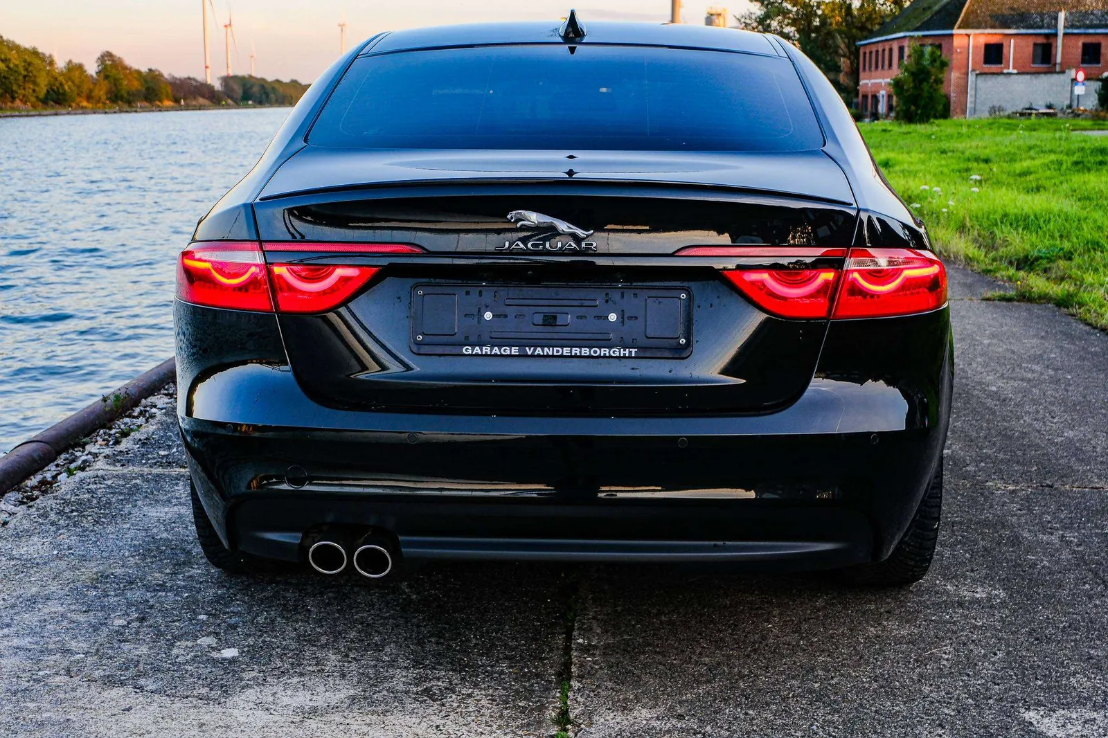 Jaguar Xf 2016 photo 5