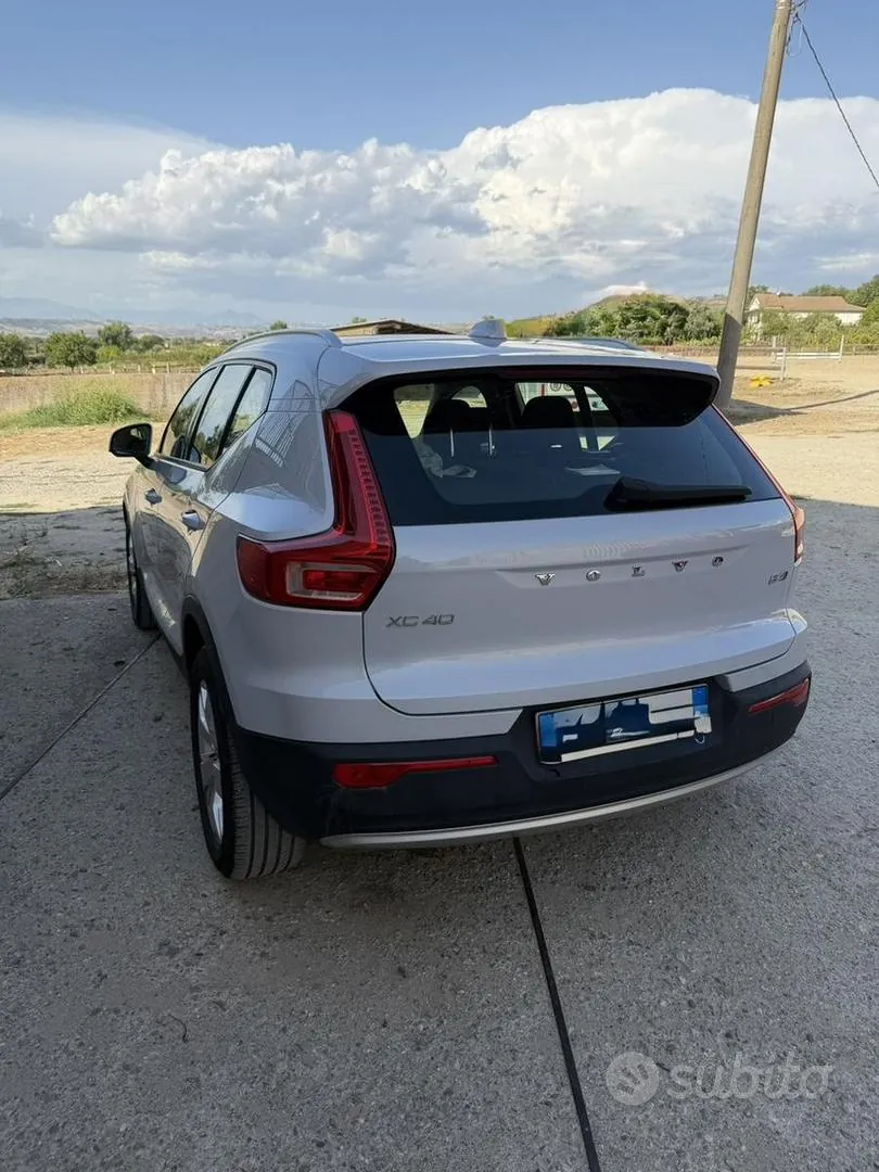 Volvo Xc40 2021 photo 4