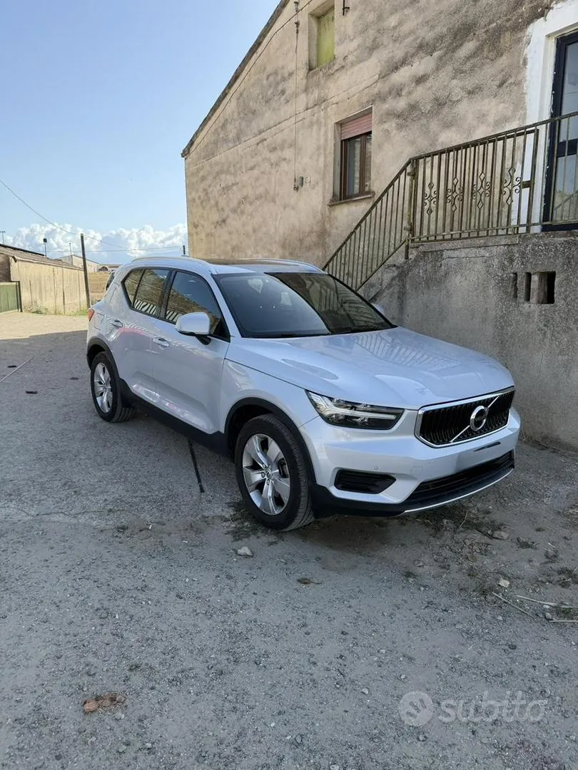 Volvo Xc40 2021 photo 2