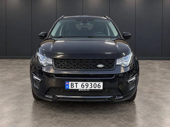 Land Rover Discovery Sport 2018 photo 2