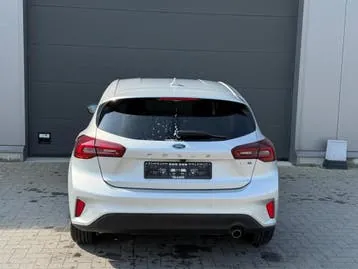 Ford Focus 2024 photo 3