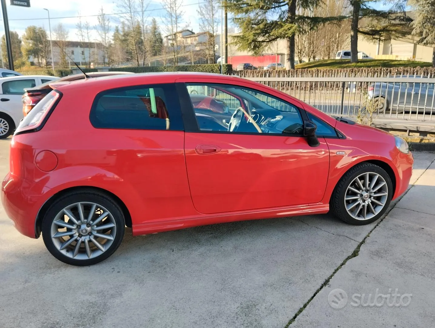 Fiat Punto 2012 photo 3