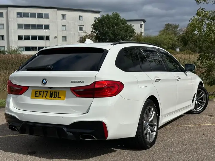 BMW 5 Series 2017 photo 3