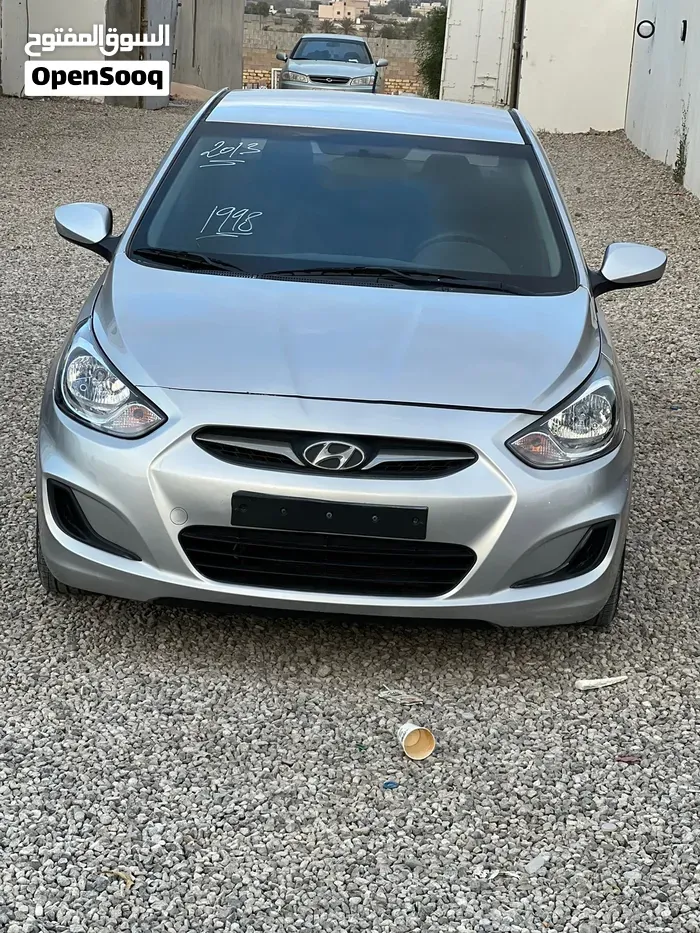 Hyundai Accent 2012 photo 3