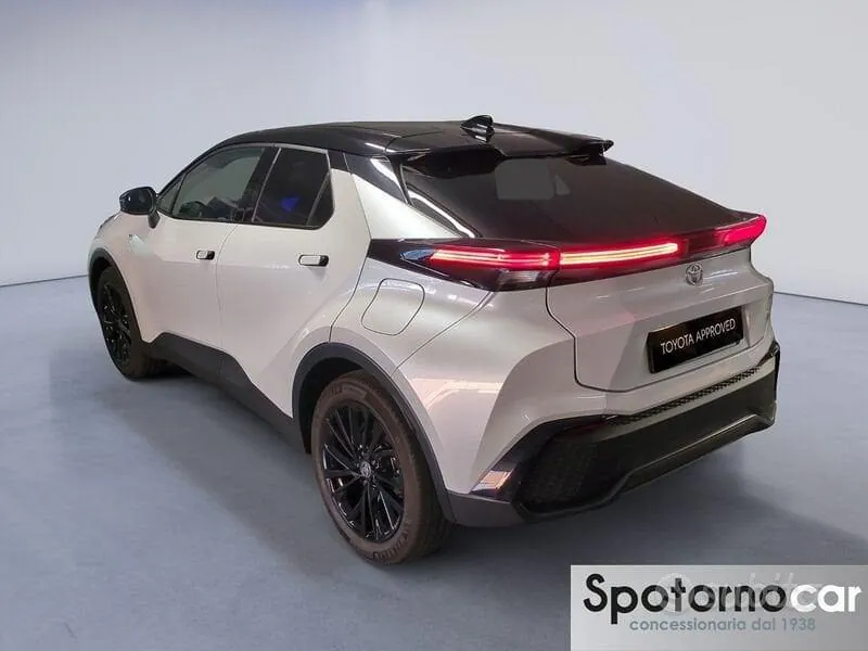 Toyota C-Hr 2025 photo 4