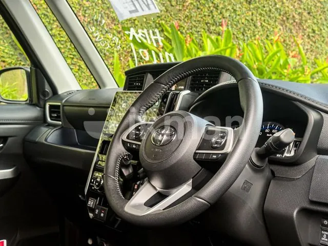 Toyota Roomy 2023 photo 5