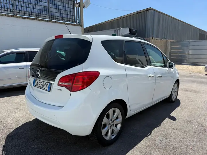 Opel Meriva 2012 photo 4