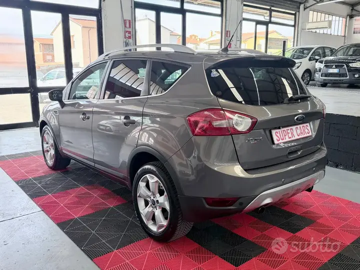 Ford Kuga 2012 photo 4