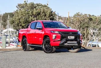 Mitsubishi Triton 2019 photo 2