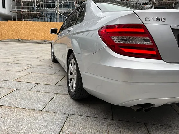 Mercedes-Benz C180 D 2011 photo 4