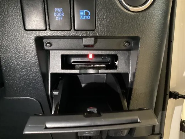 Toyota Alphard 2021 photo 4