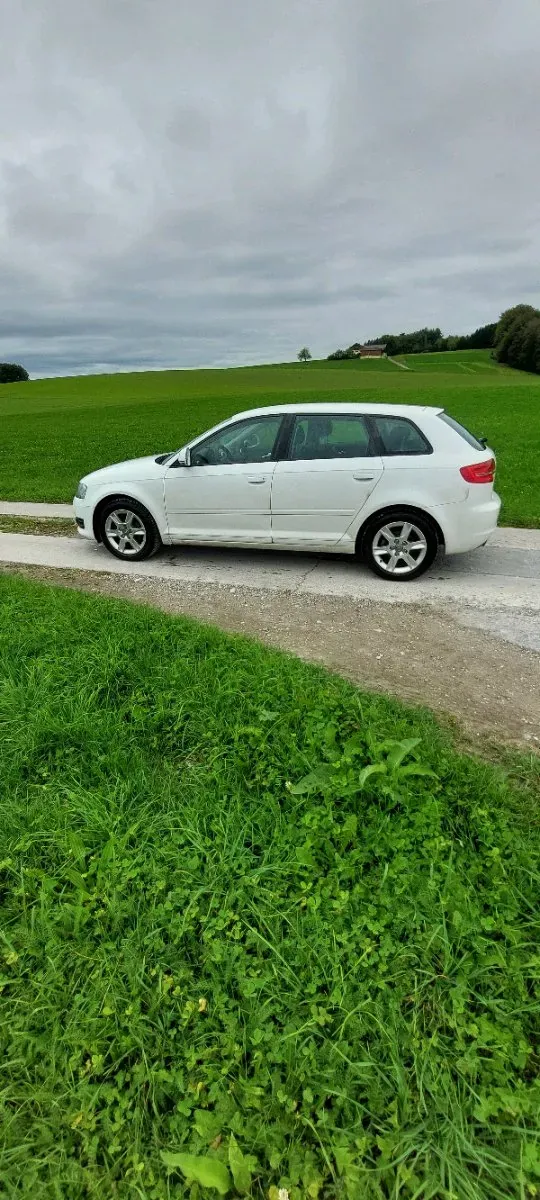 Audi A3 2010 photo 3