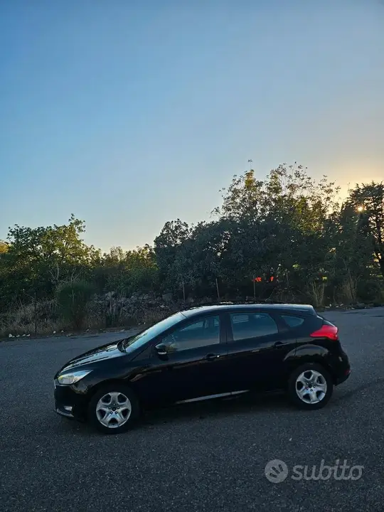 Ford Focus 2017 photo 2