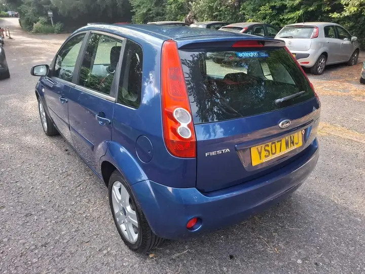 Ford Fiesta 2007 photo 5