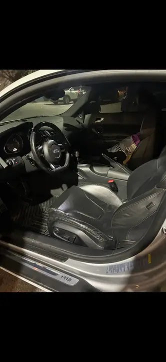 Audi R8 2009 photo 3