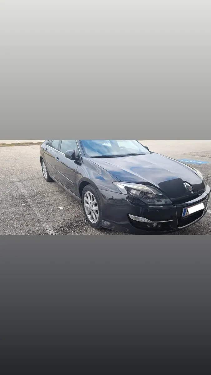 Renault Laguna 2011 photo 2