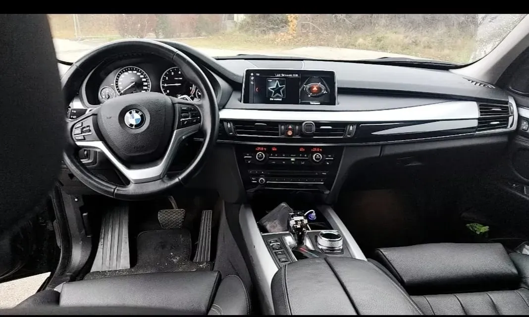 BMW X5 2018 photo 2