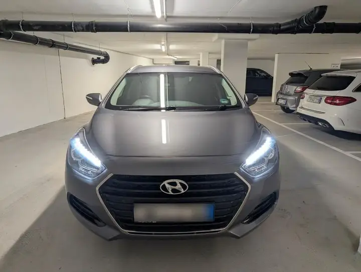 Hyundai I40