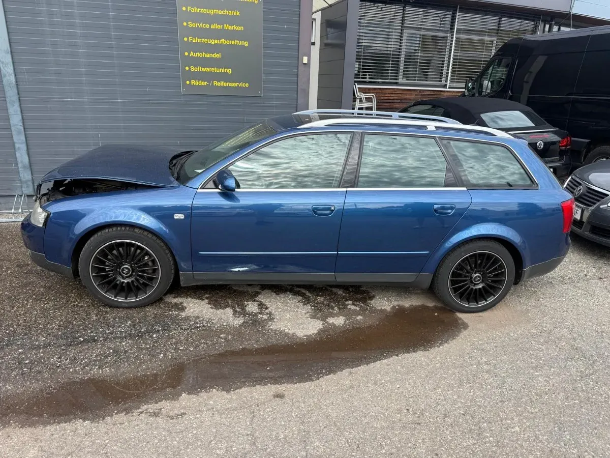 Audi A4 2003 photo 3