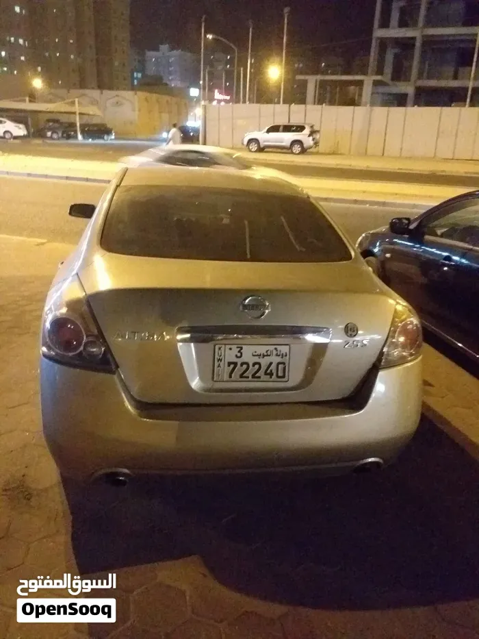Nissan Altima 2011 photo 3