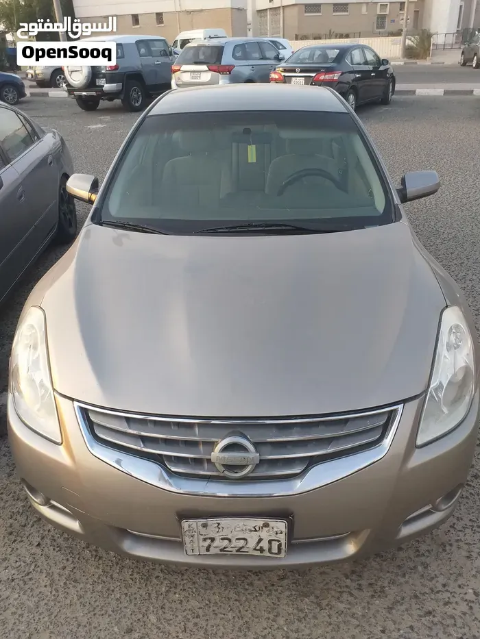Nissan Altima 2011 photo 4