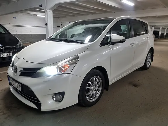 Toyota Verso 2013 photo 4