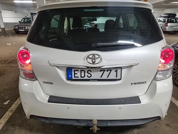 Toyota Verso 2013 photo 2