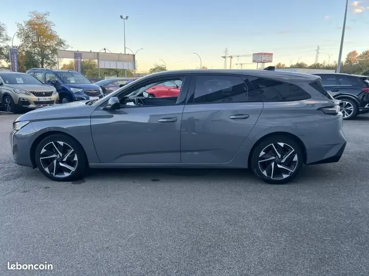 Peugeot 308 2022 photo 5