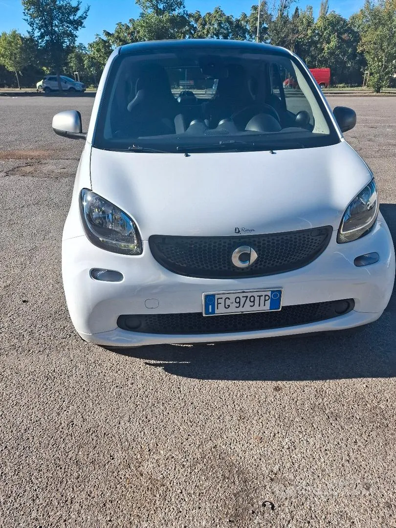 Smart Fortwo 2017 photo 3