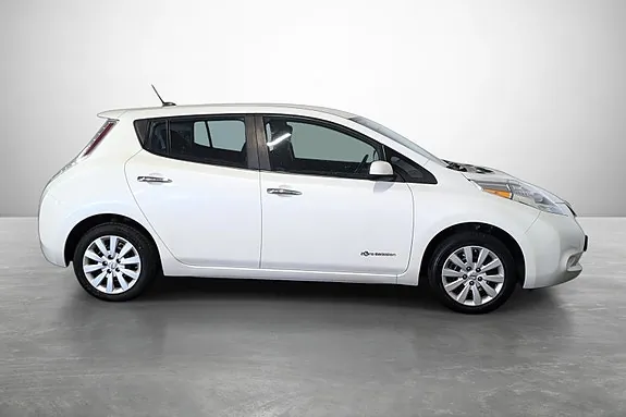 Nissan Leaf 2015 photo 5
