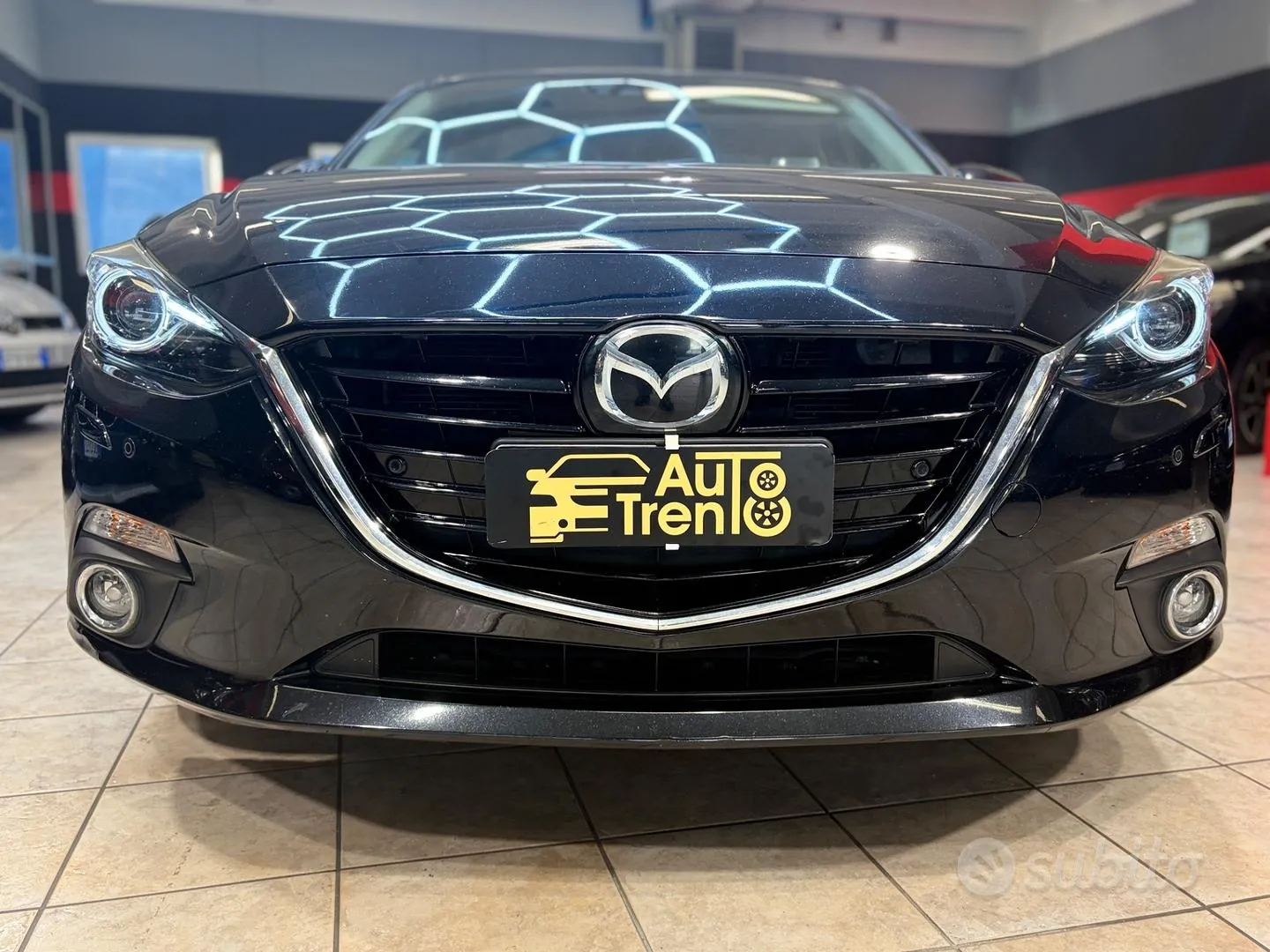 Mazda Mazda3 2017 photo 2