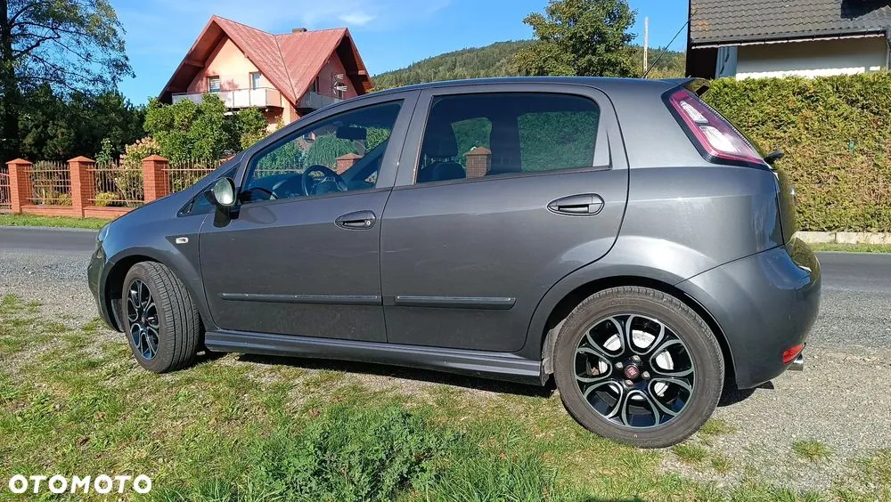 Fiat Punto 2014 photo 4