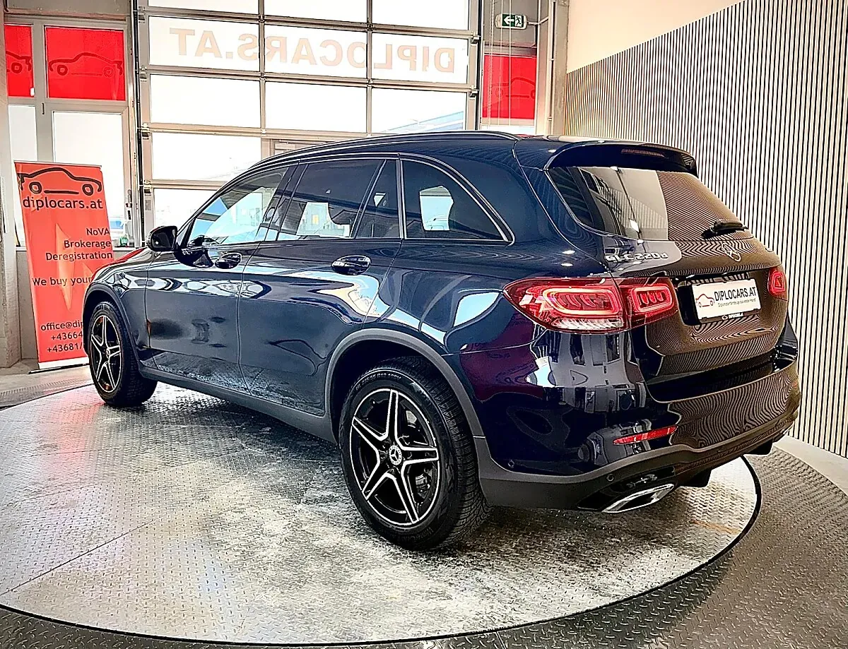 Mercedes-Benz Glc-Class 2023 photo 3