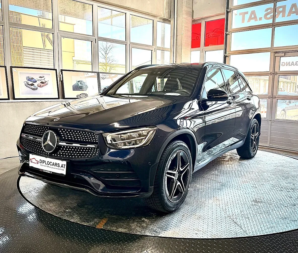 Mercedes-Benz Glc-Class 2023 photo 2