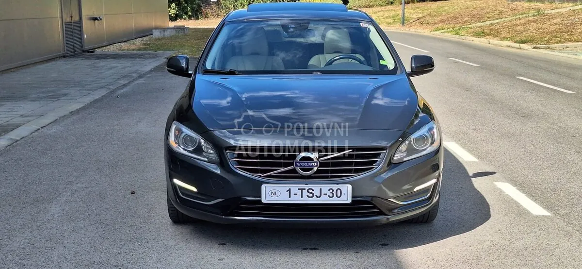 Volvo V60 2014 photo 4