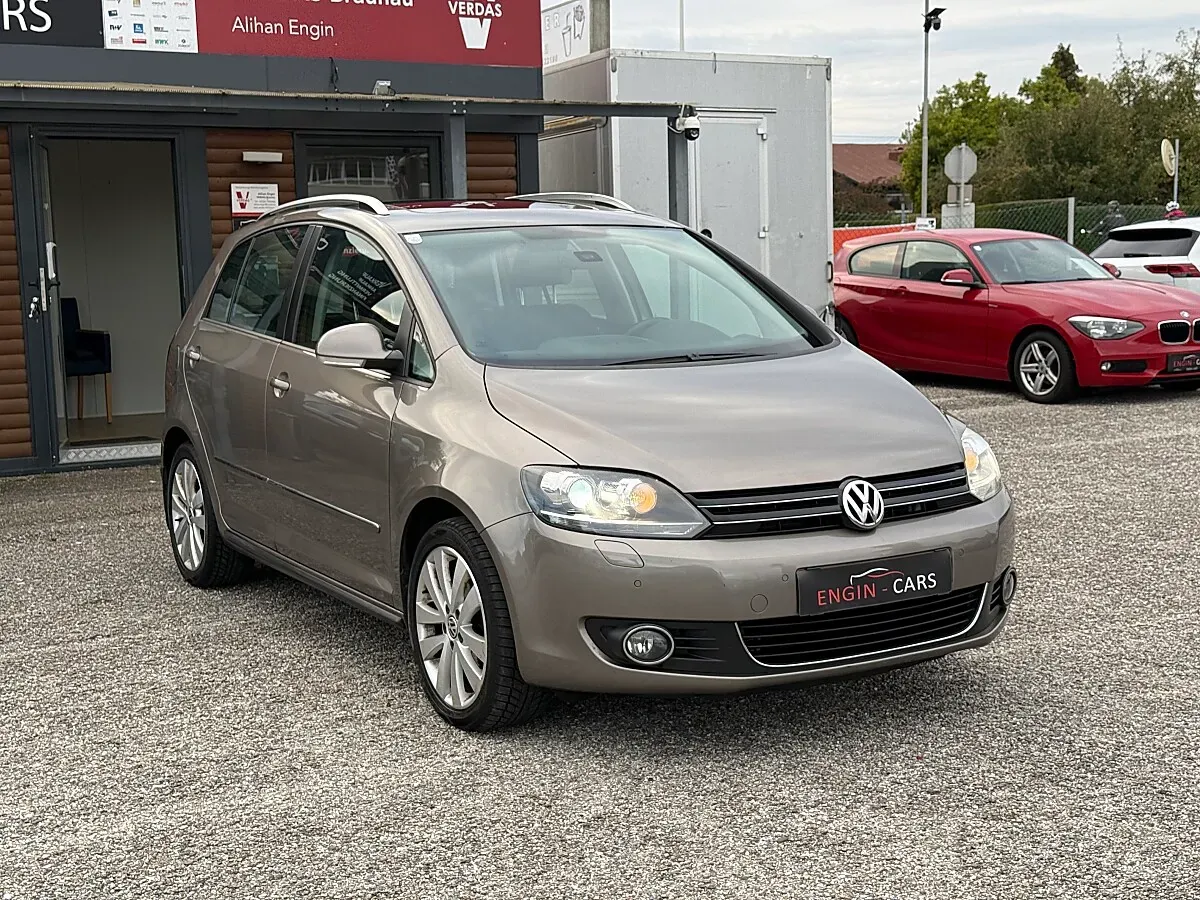 Volkswagen Golf 2011 photo 3