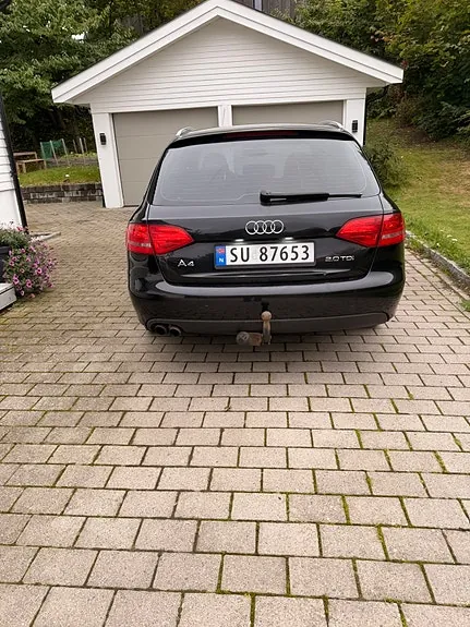 Audi A4 2010 photo 5