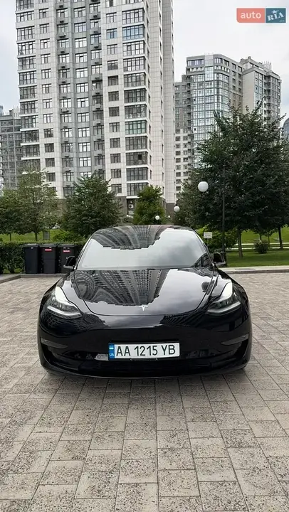 Tesla Model 3 2019 photo 3