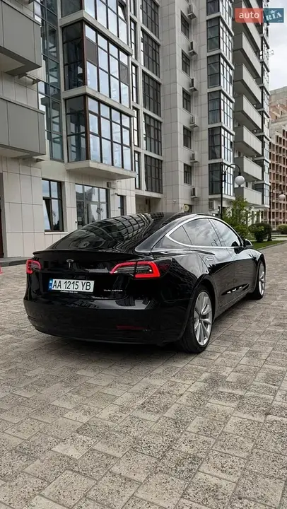 Tesla Model 3 2019 photo 5