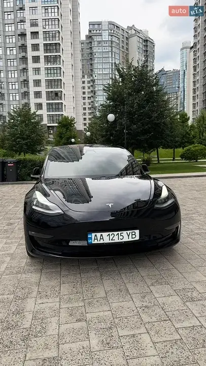 Tesla Model 3 2019 photo 2
