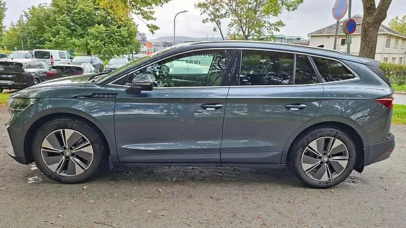 Skoda Enyaq 2022 photo 2